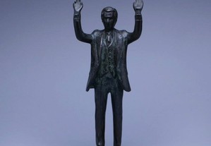 Gustavo Bastos, escultura em bronze