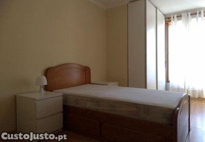 Quarto a Rapaz ou Menina - Metro - Senhora da Hora - Porto