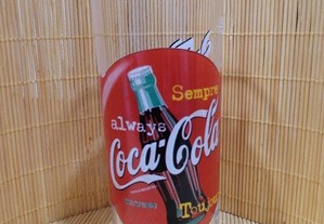 Copo em vidro com a gravação da publicidade da marca Coca Cola  25 cl