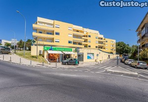 Loja em Alfragide, central, 367 m2
