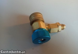 Valvula carga para ar condicionado em viaturas