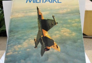Livro le monde em couleur de l'aviation militaire 1981