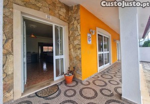 Moradia Em Pataias - Local Sossegado - Bem Localizada - Perto Das Praias