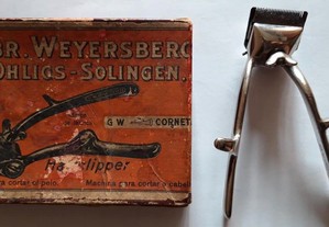 Antiga máquina de cortar cabelo Solingen