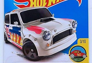 Hot Wheels - Morris Mini (cartela longa - 2016)