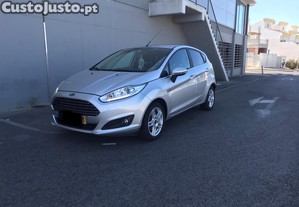 Ford Fiesta Titanium - 15