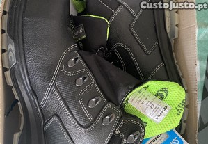 Botas de segurana cofra