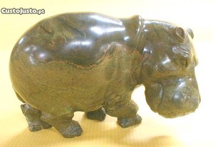 Hipopótamo de verdite 8x12x5cm