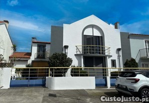 Moradia T2+1 Bairro Alcino Alves, Relva