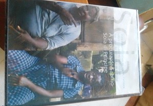 NOVO DVD À procura de Sabino e Soia di Príncipe Iv Documentário sobre São Tomé e Príncipe