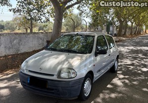 Renault Clio 1.9D