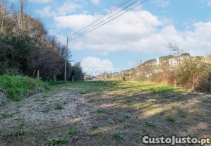Terreno Com Moinho Para Reabilitação Em...
