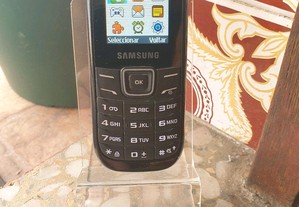 Samsung E1200i, E2550, G110H e J600 Funcionais