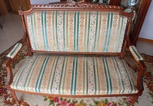 Mobiliário clássico (sofá/cadeirões/cadeiras)