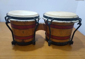 Gongas percussão compradas em Cuba