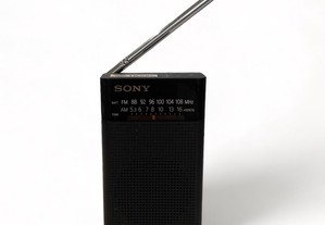 Rádio Portátil Sony ICF-P26