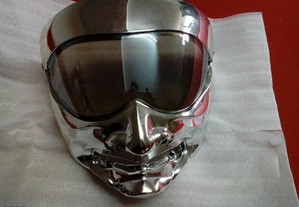 Máscara para capacete
