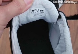 Tnis Lefties criana