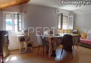 Apartamento T1 Bragança com Potencial para 3 Quartos