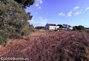 Terreno com 2 moradias pinhal novo