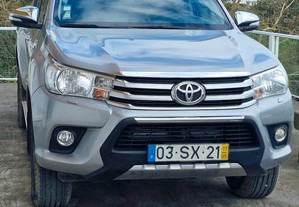 Toyota Hilux Tracker 4x4 2017, 228000km