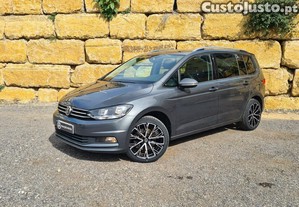 VW Touran 1.6 TDi Confortline DSG - 19