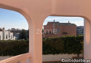 Moradia T4 Com Vista Mar, Piscina E Garagem,...