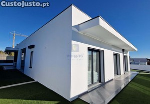 Moradia em construção T4 em Parceiros