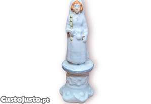 Estatueta Religiosa Porcelana Pintada � M�o   Figura de Freira / Novi�as