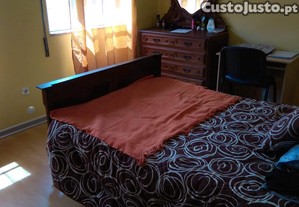 Quarto para estudante ou estagiria.