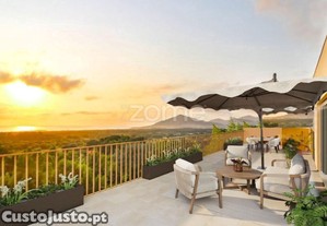 Moradia T5 Em Moledo Com Piscina, Terraços,...