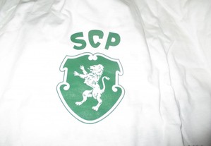 T-Shirt Sporting Clube de Portugal Campeão 1999-2000 Oferta do Envio