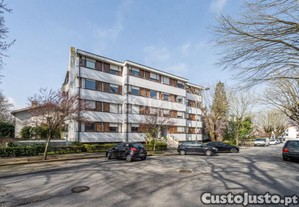 Apartamento T3+1 Na Azenha, Sra. Da Hora,...