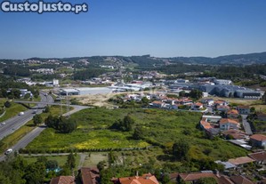Terreno Urbanizável Em Requião, Vila Nova De...
