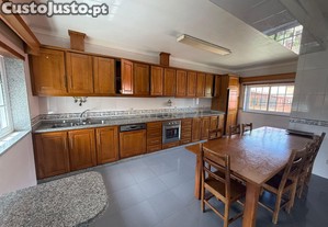 Moradia T2 em Vila Me, Bragana - 125,000euros
