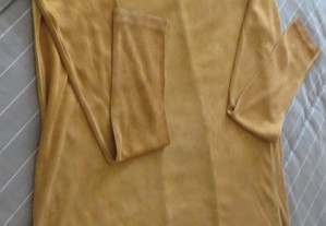 Camisola Amarelo mostarda, manga comprida Marca: Coquelicot - -Tam. S
