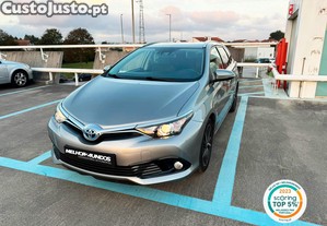 Toyota Auris 1.8 HSD Comfort+P.Sport - 17
