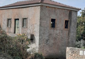 Casa de aldeia para reconstrução