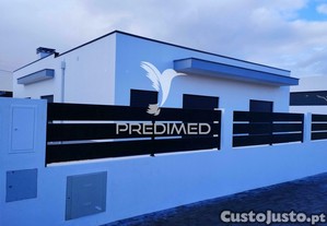 Suíte c/closet, garagem: 32,96m2, espaço para piscina