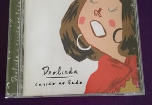 CD Deolinda - Canção ao Lado - como NOVO com as letras das Canções e ótimas ilustrações.