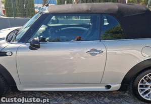 MINI Cabrio Cooper D - 13