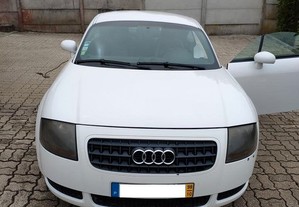 Audi TT -