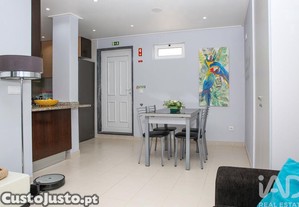 Apartamento T2 em Santa Maria, São Pedro e Matacães de 60 m²