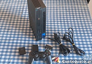 Playstation 2 Fat em ótimo estado geral