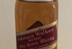 Whisky Johnnie Walker rolha cortiça.
