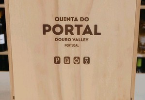 Cx Madeira  Quinta Do Portal Reserva Tinto 2021