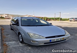 Ford Focus 1.8 td - 99