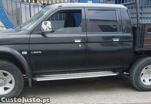 Mitsubishi L 200 4X4 De 2004 Motor 2500 Turbo Intercooler 115 HP , 197000 kms Reais Caixa Madeira Exotica Para Choque Estribos