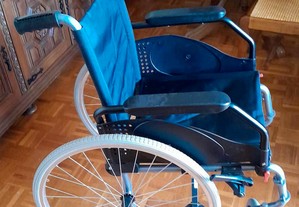 Cadeira de Rodas marca Orthos Mobility NOVA