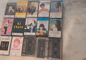 Conjunto de 15 Cassetes de Música Portuguesa